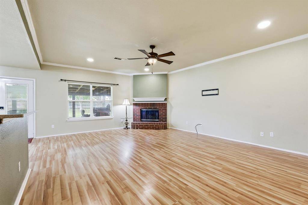 6421 Peak View Court, Midlothian, TX 76065