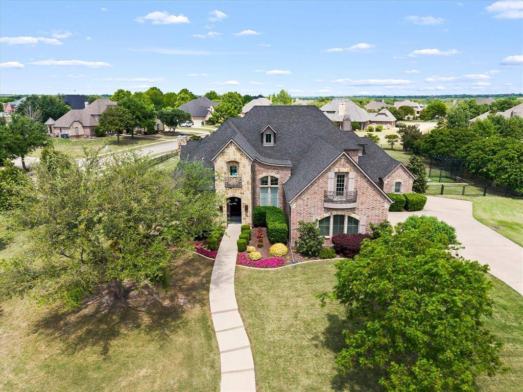 1 Kensington Drive, Heath, TX 75032