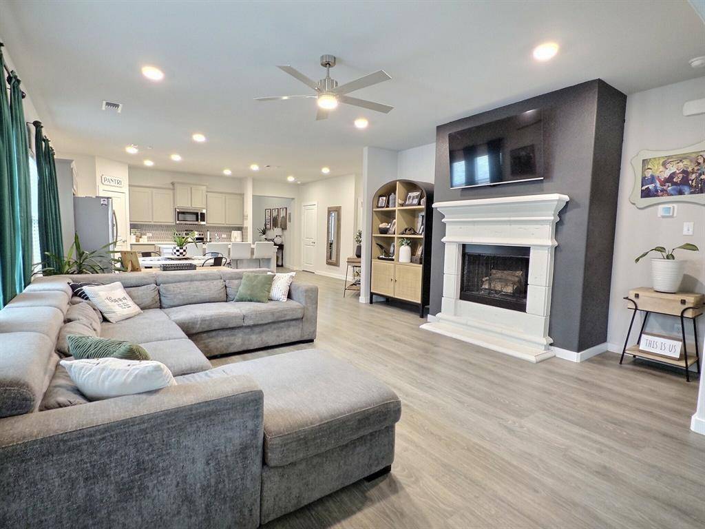 1212 Anderson Drive, Trenton, TX 75490