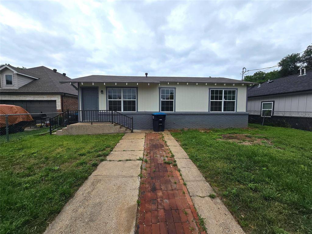 5010 Sunshine Drive, Fort Worth, TX 76105