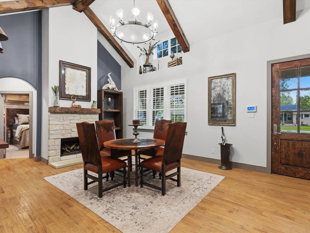 2965 Eric Lane, Farmers Branch, TX 75234