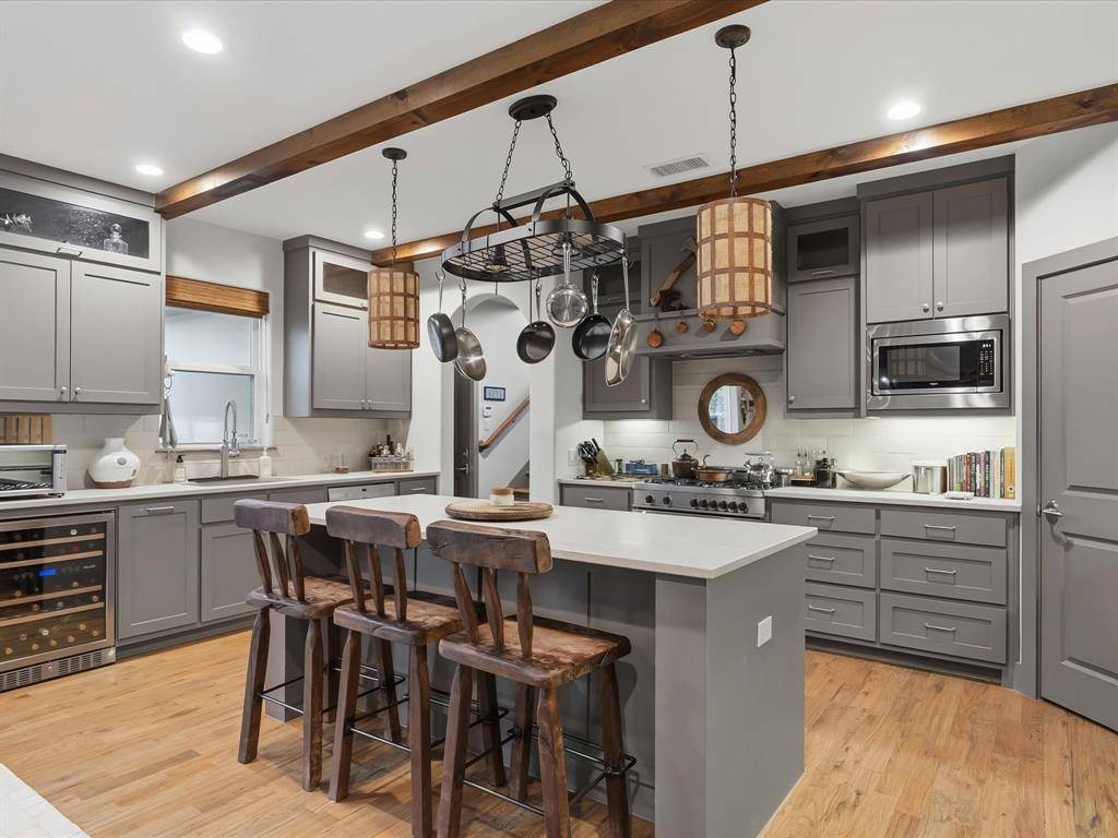 2965 Eric Lane, Farmers Branch, TX 75234