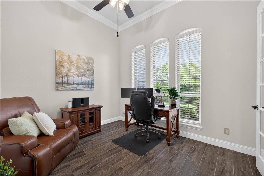 455 Christian Way, Azle, TX 76020