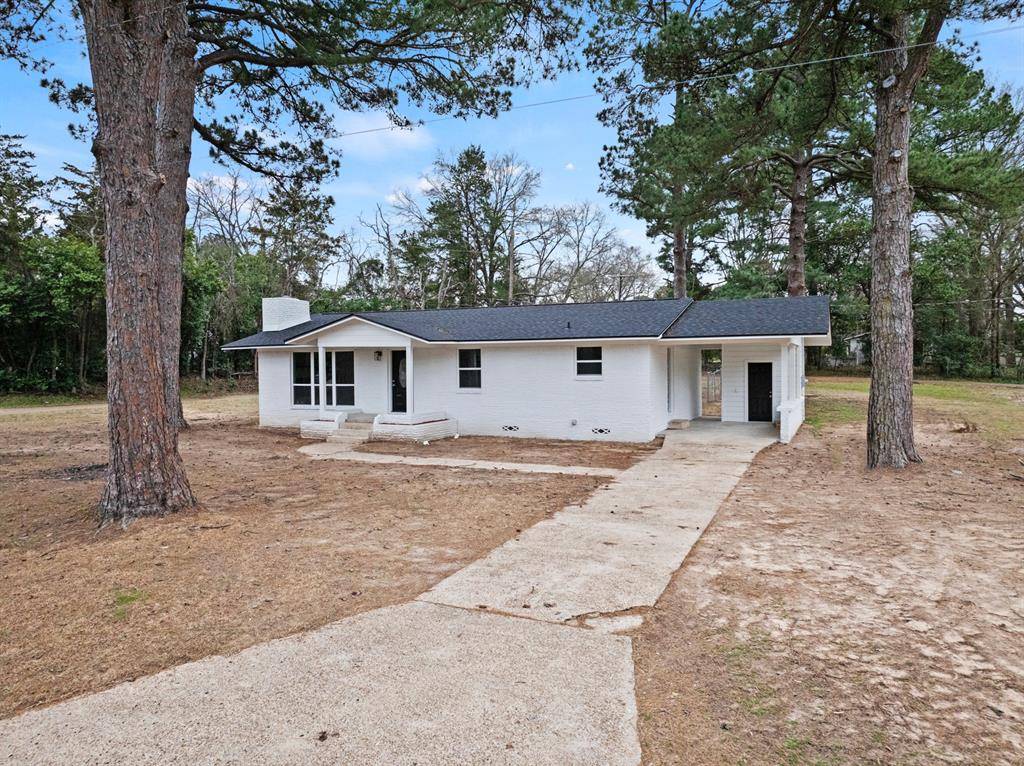 303 Campbell Street, Daingerfield, TX 75638