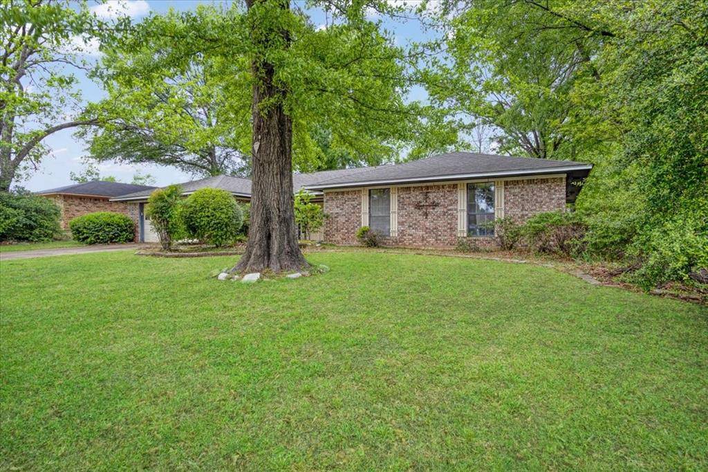 3509 Holly Street, Denison, TX 75020