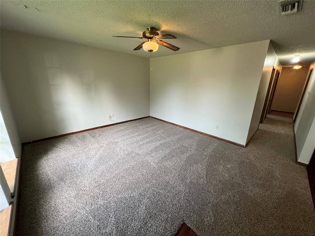 411 W Pelton Street #B, Sherman, TX 75092