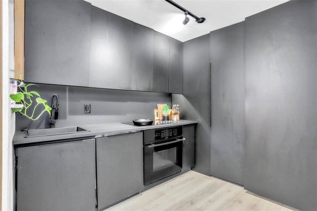 9821 Walnut Street #K203, Dallas, TX 75243