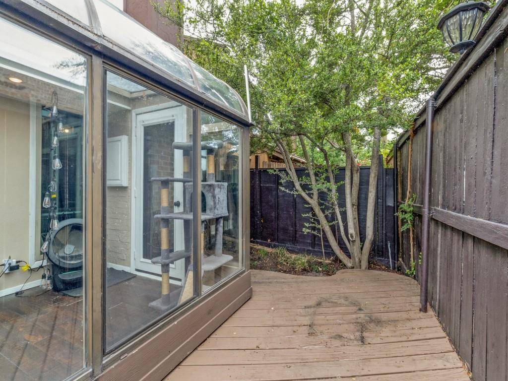 3139 Golden Oak, Farmers Branch, TX 75234