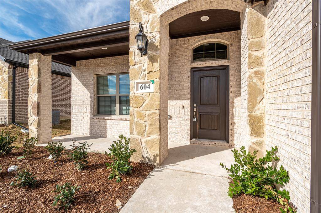 604 Sycamore Drive, Greenville, TX 75402