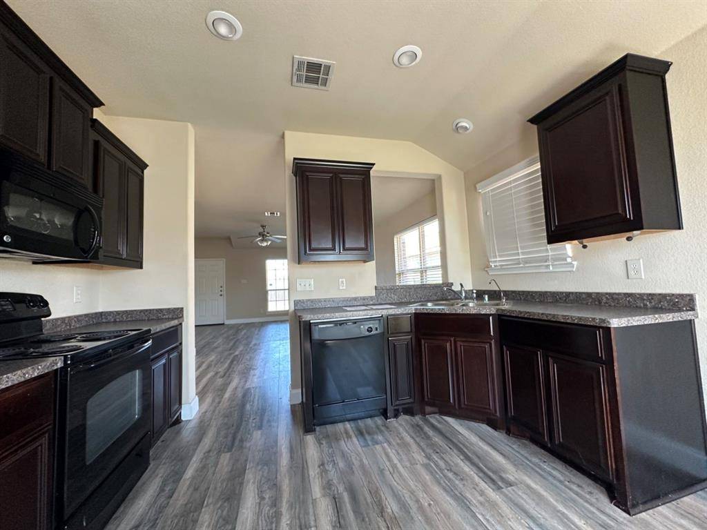 1101 Hawthorne Road, Anna, TX 75409