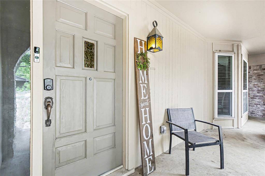 2805 Autumn Drive, Hurst, TX 76054