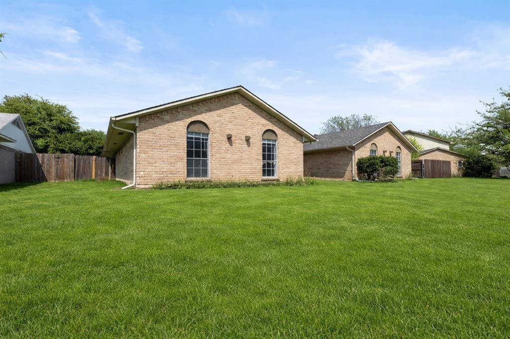 15839 El Estado Drive, Dallas, TX 75248