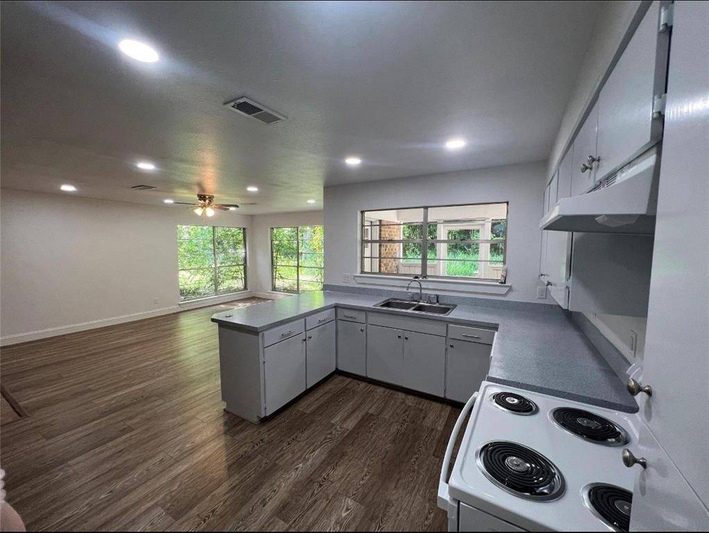 7012 State Highway 56, Sherman, TX 75090