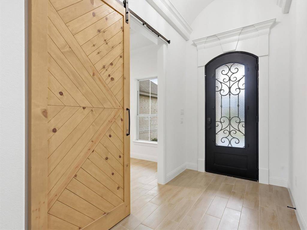 11605 Caracal Drive, Godley, TX 76044