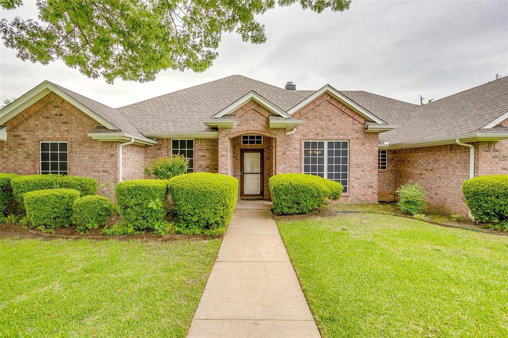 1619 Browning Lane, Cleburne, TX 76033