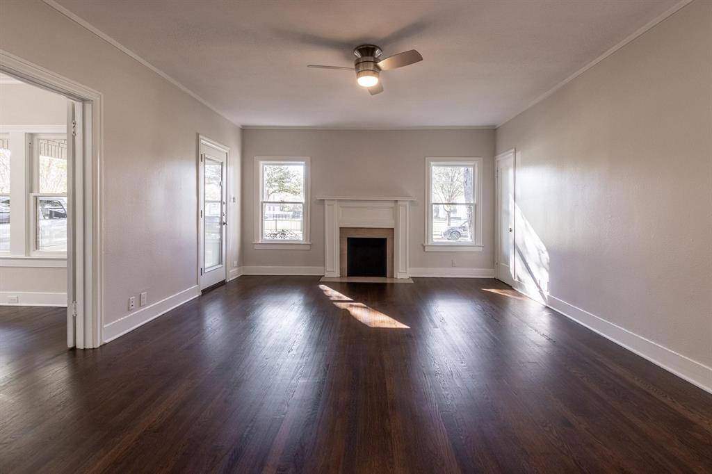 3907 Prescott Avenue, Dallas, TX 75219