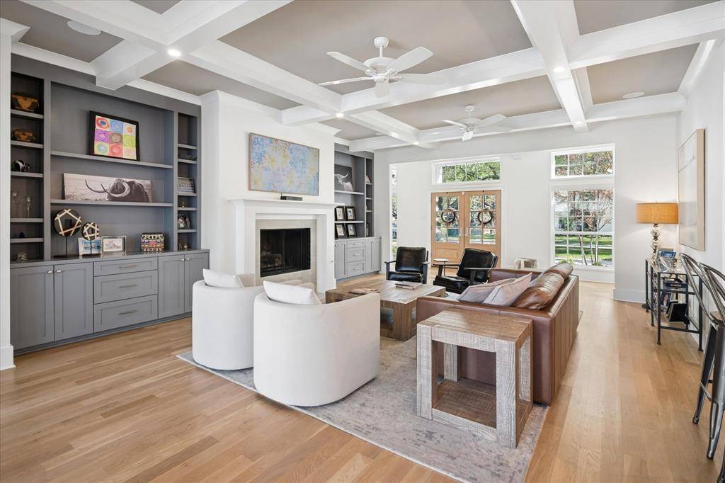 4815 Allencrest Lane, Dallas, TX 75244