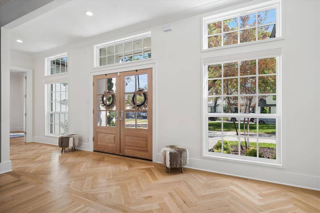 4815 Allencrest Lane, Dallas, TX 75244