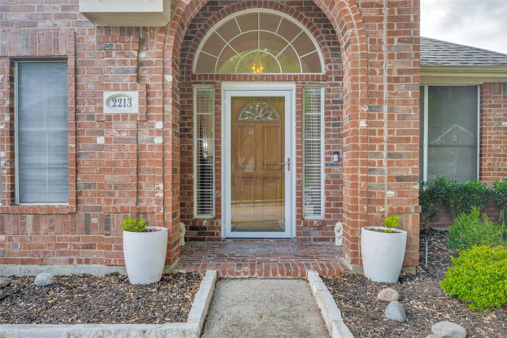 2213 Dove Meadow Drive, Flower Mound, TX 75028