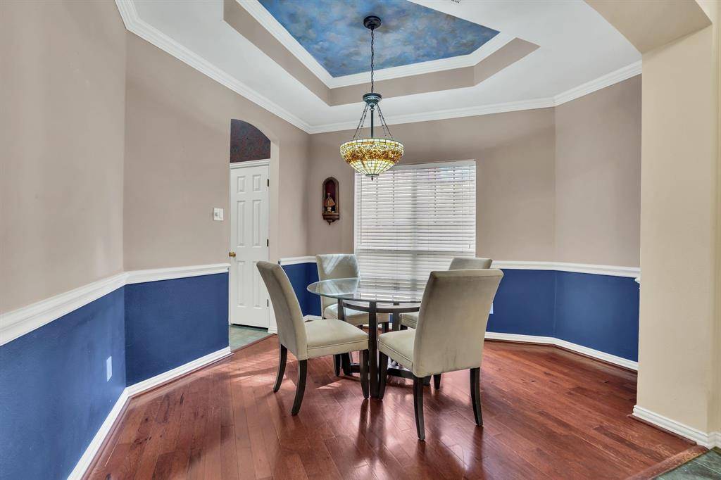 2630 Lakeforest Court, Dallas, TX 75214