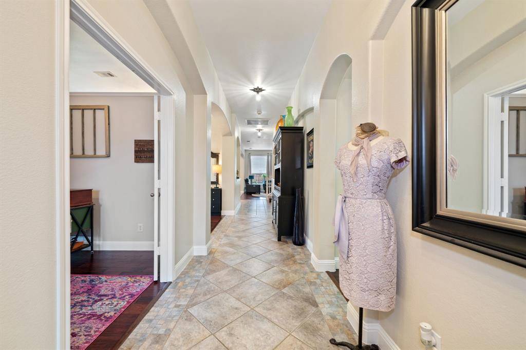 9420 Stonewood Drive, Mckinney, TX 75072