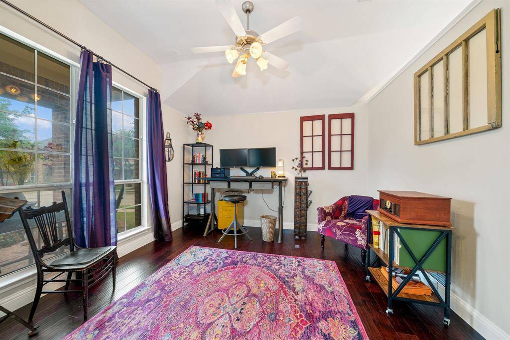 9420 Stonewood Drive, Mckinney, TX 75072