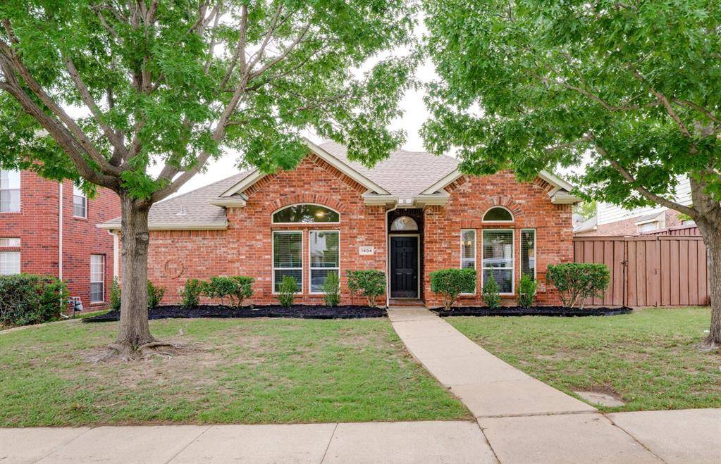 1404 Valley Trail, Irving, TX 75063