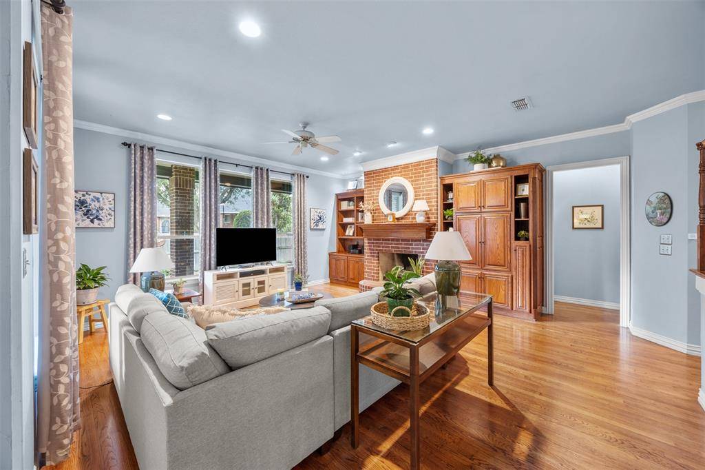 3 Katie Court, Mansfield, TX 76063