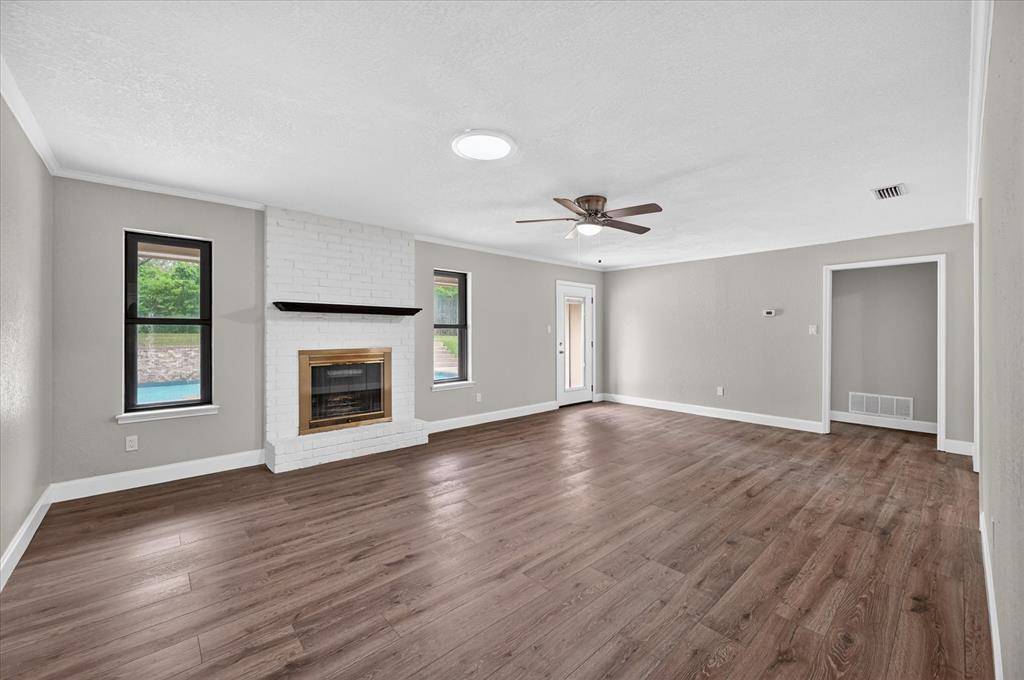 2026 Sheriff Drive, Grand Prairie, TX 75051