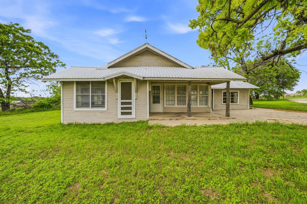 305 County Road 483, Stephenville, TX 76401