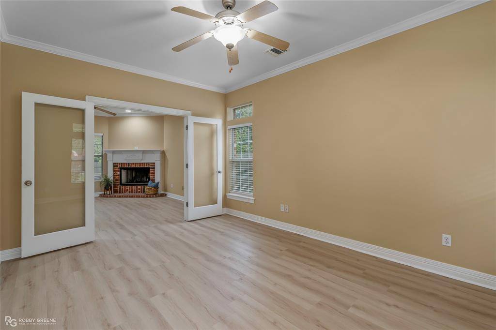 102 Dogwood South Lane, Haughton, LA 71037