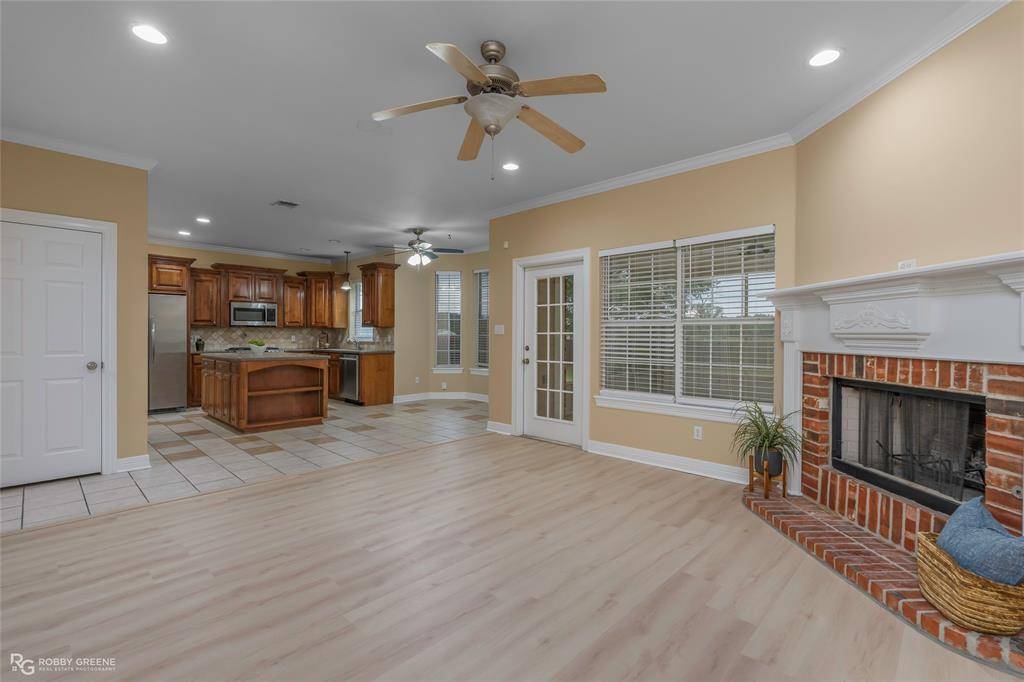 102 Dogwood South Lane, Haughton, LA 71037