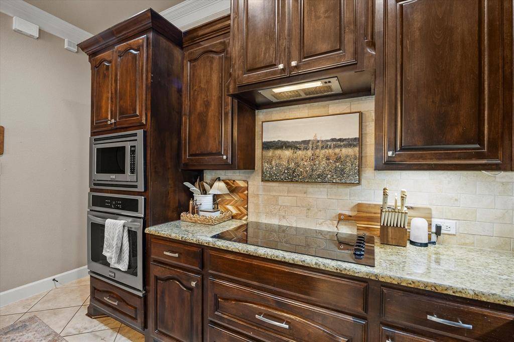 130 Red Cloud Drive, Greenville, TX 75402