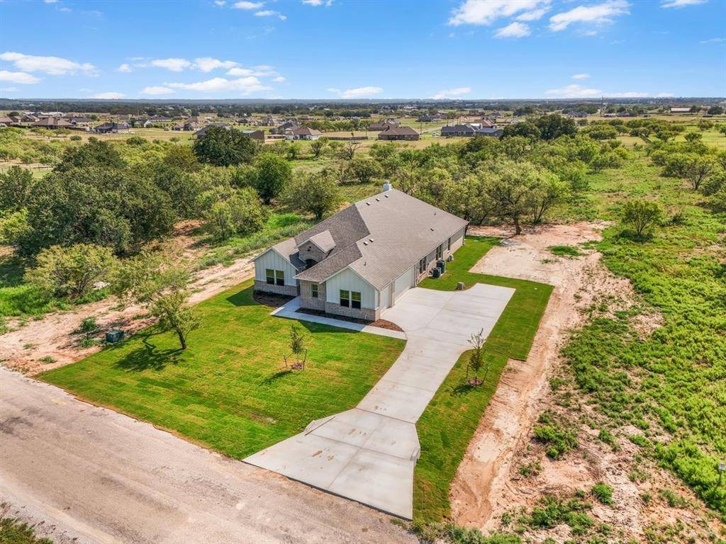 145 Tobiano Trace, Brock, TX 76087