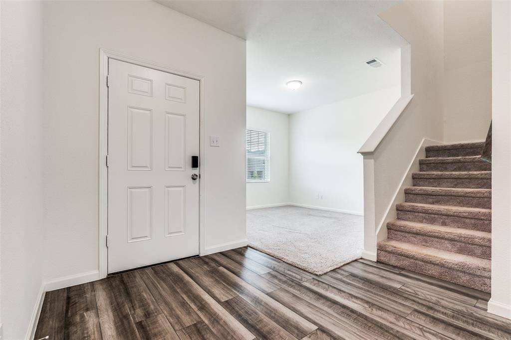 2621 Sagebrush Drive, Glenn Heights, TX 75154