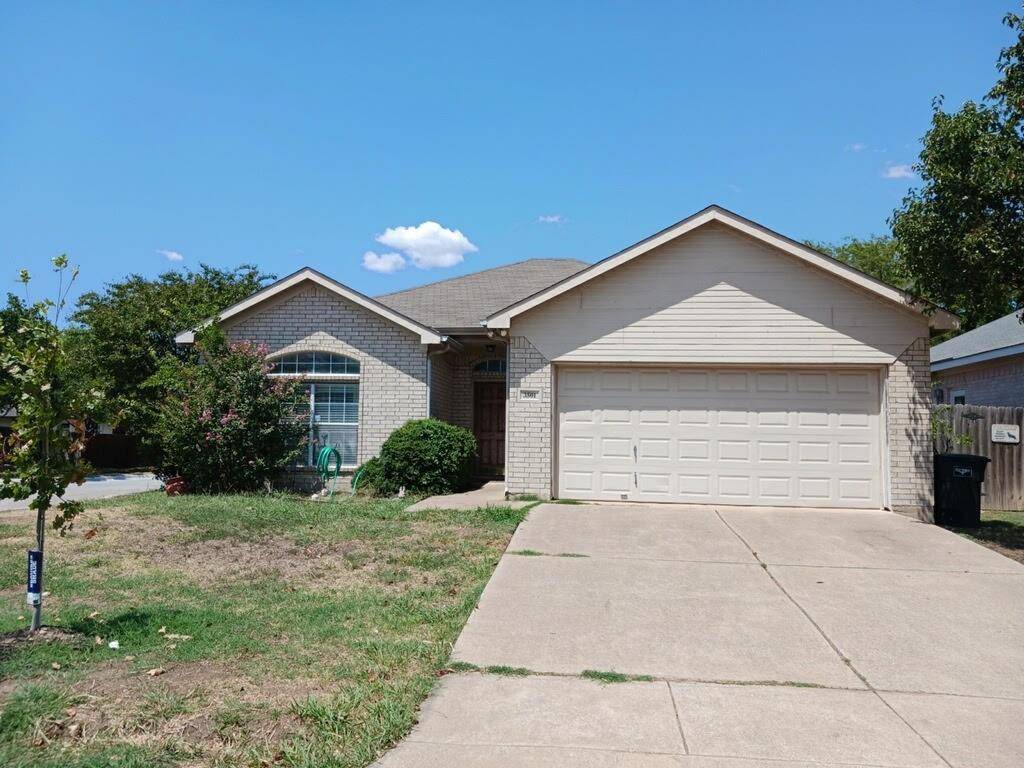 3501 Cattlebaron Drive, Fort Worth, TX 76262
