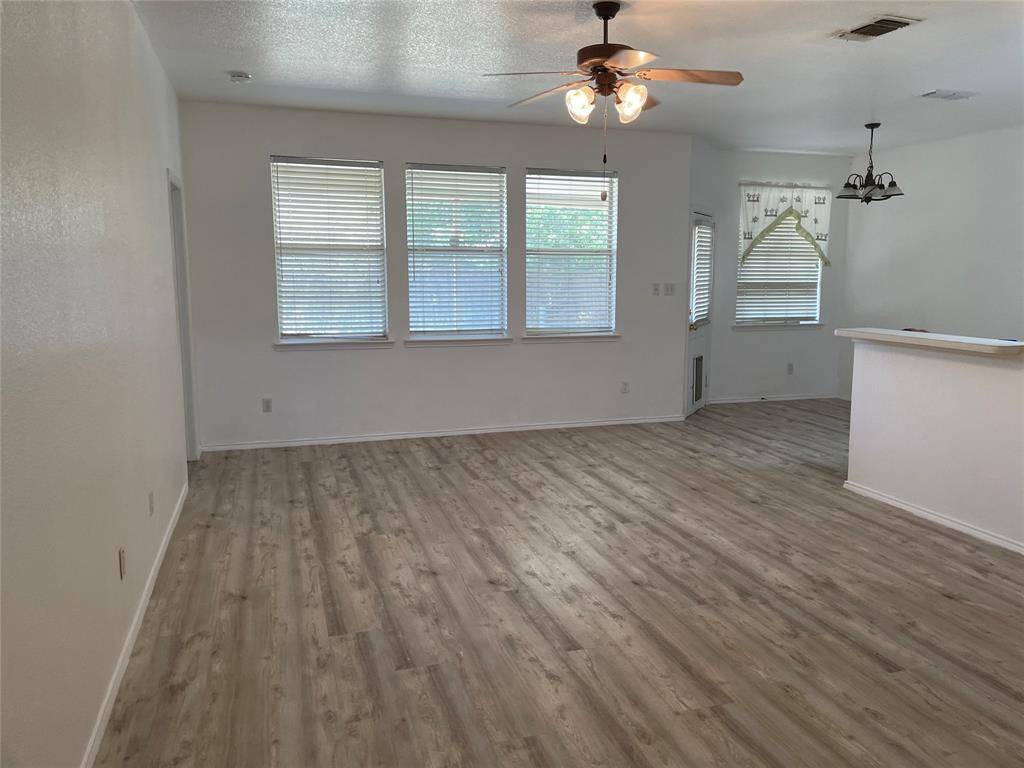 3501 Cattlebaron Drive, Fort Worth, TX 76262