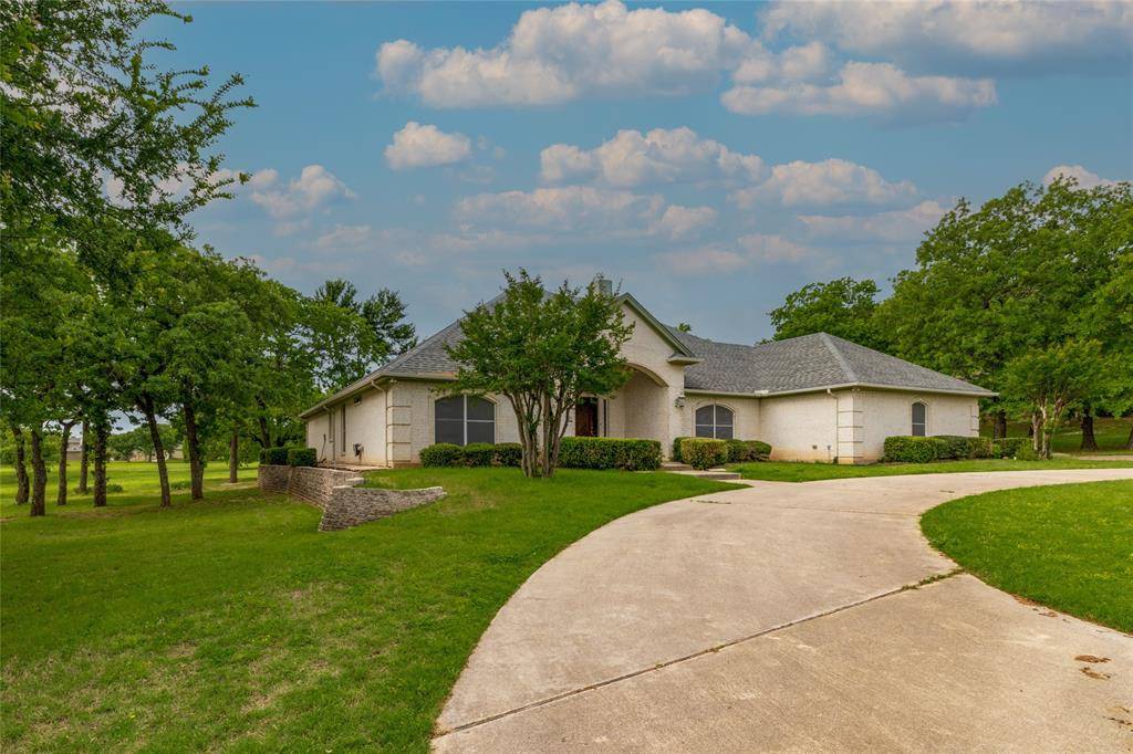 603 Runaway Bay Drive, Runaway Bay, TX 76426