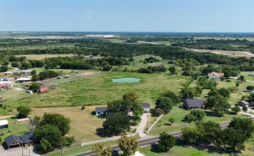 815 N Spikes Road, Corsicana, TX 75110