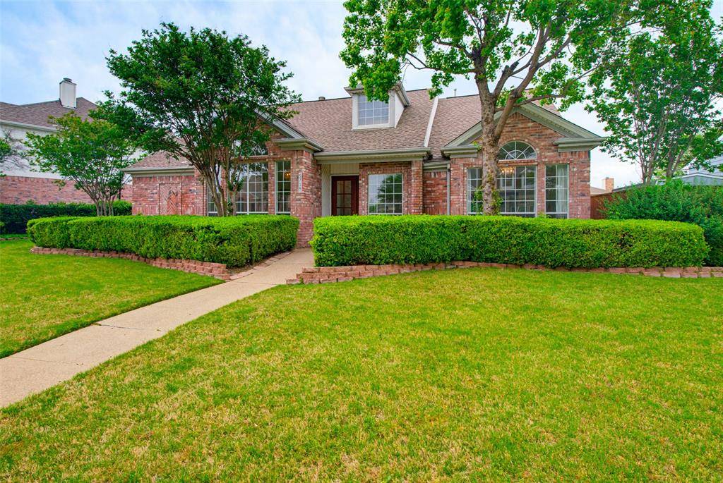 5718 Willowbrook Drive, Rowlett, TX 75088