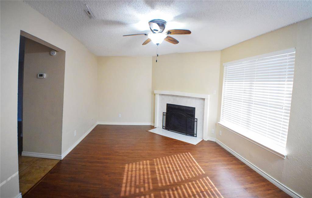 916 Cedar Terrace, Cedar Hill, TX 75104