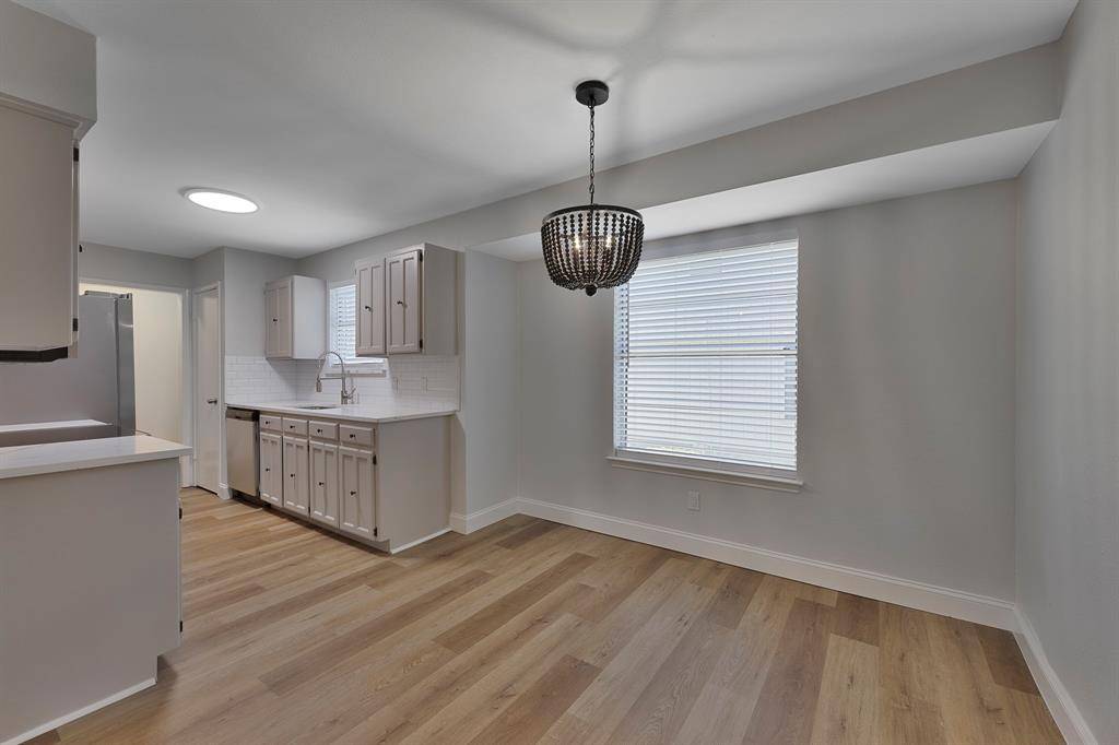 5002 French Wood Drive, Arlington, TX 76016