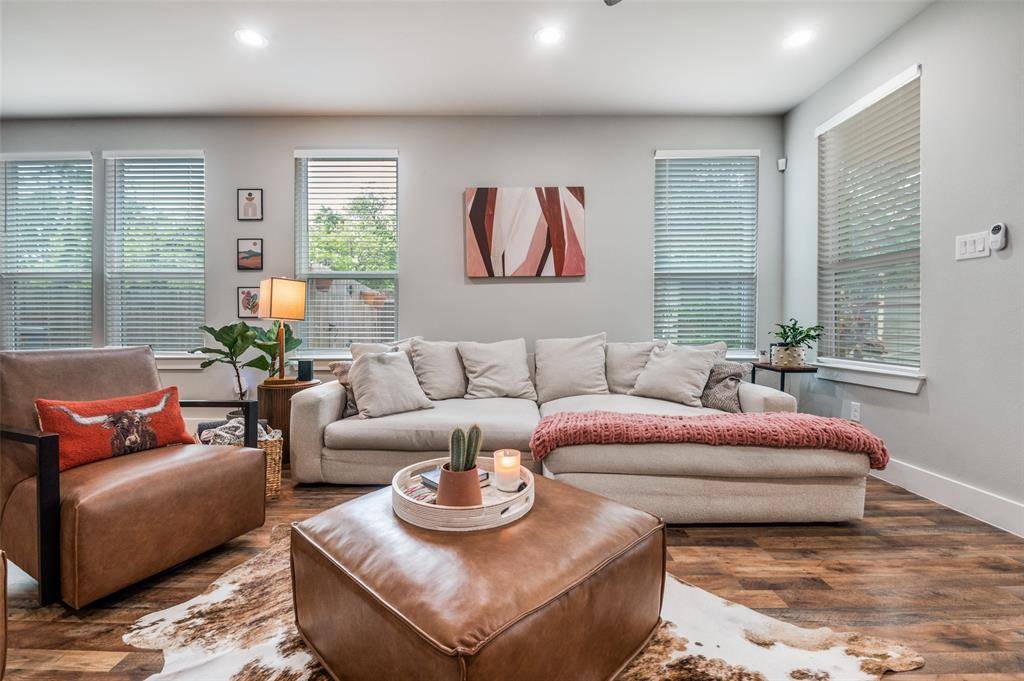 2123 Ramsey Avenue, Dallas, TX 75216