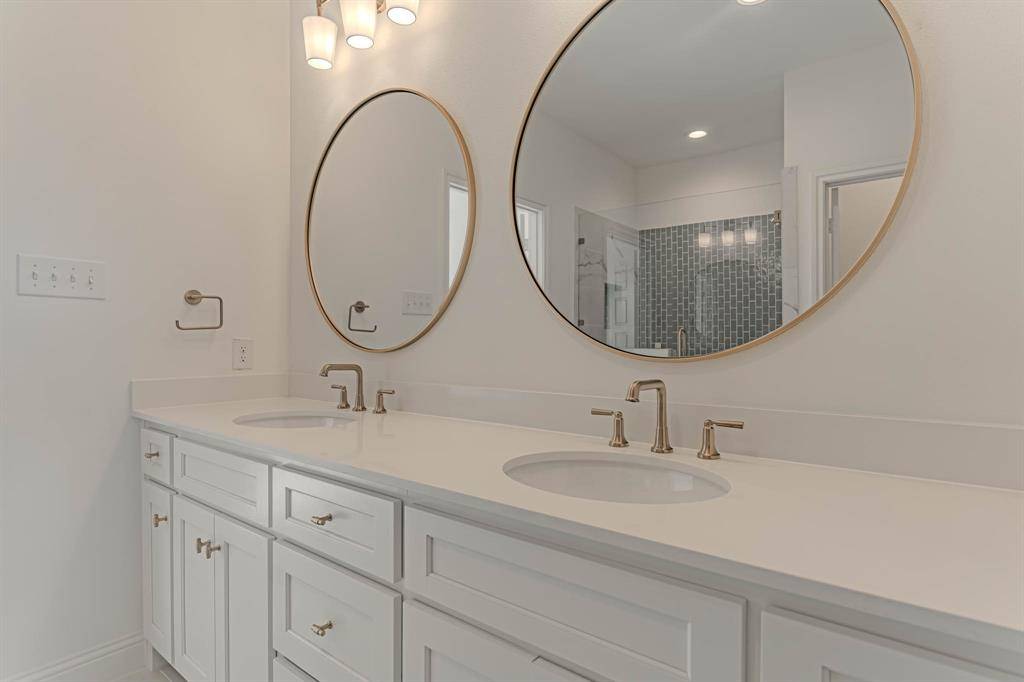 344 Nursery Lane, Fort Worth, TX 76114