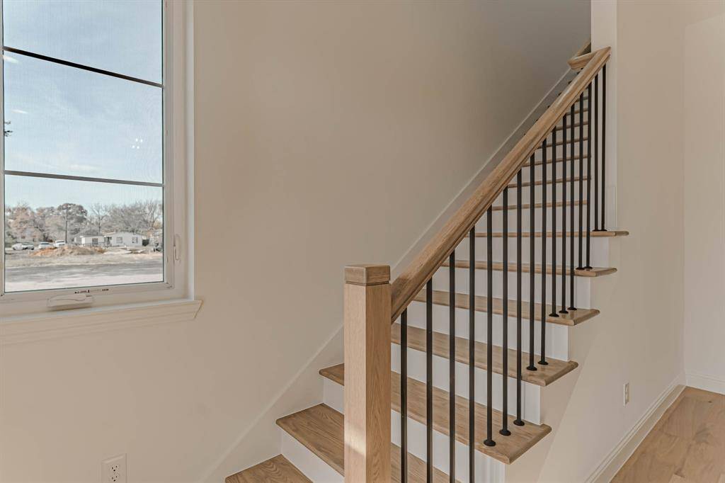 344 Nursery Lane, Fort Worth, TX 76114