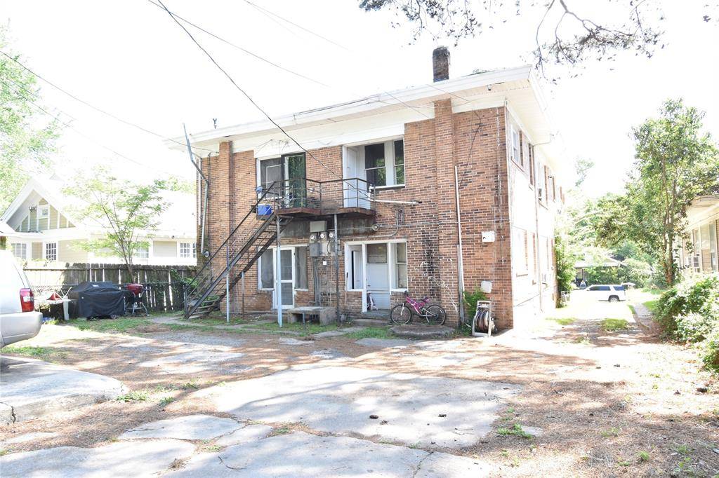 2412 Pinehurst Boulevard, Shreveport, LA 71104