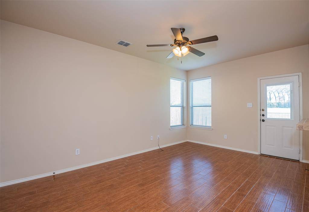 1426 Piedmont Drive, Mansfield, TX 76063