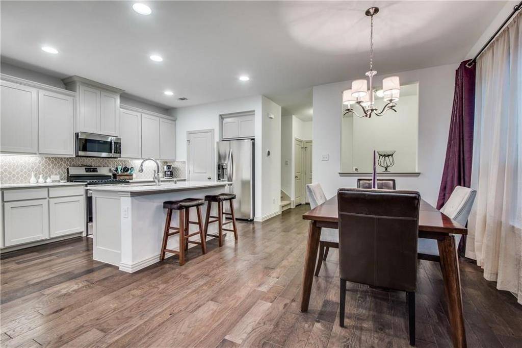 4242 Cascade Sky Drive, Arlington, TX 76005