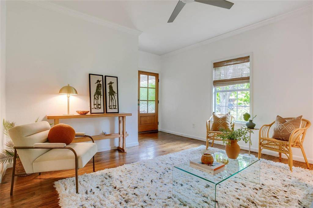 716 S Rosemont Avenue, Dallas, TX 75208