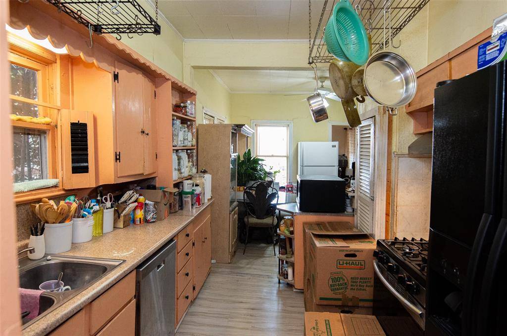 2011 Ramsey Avenue, Dallas, TX 75216